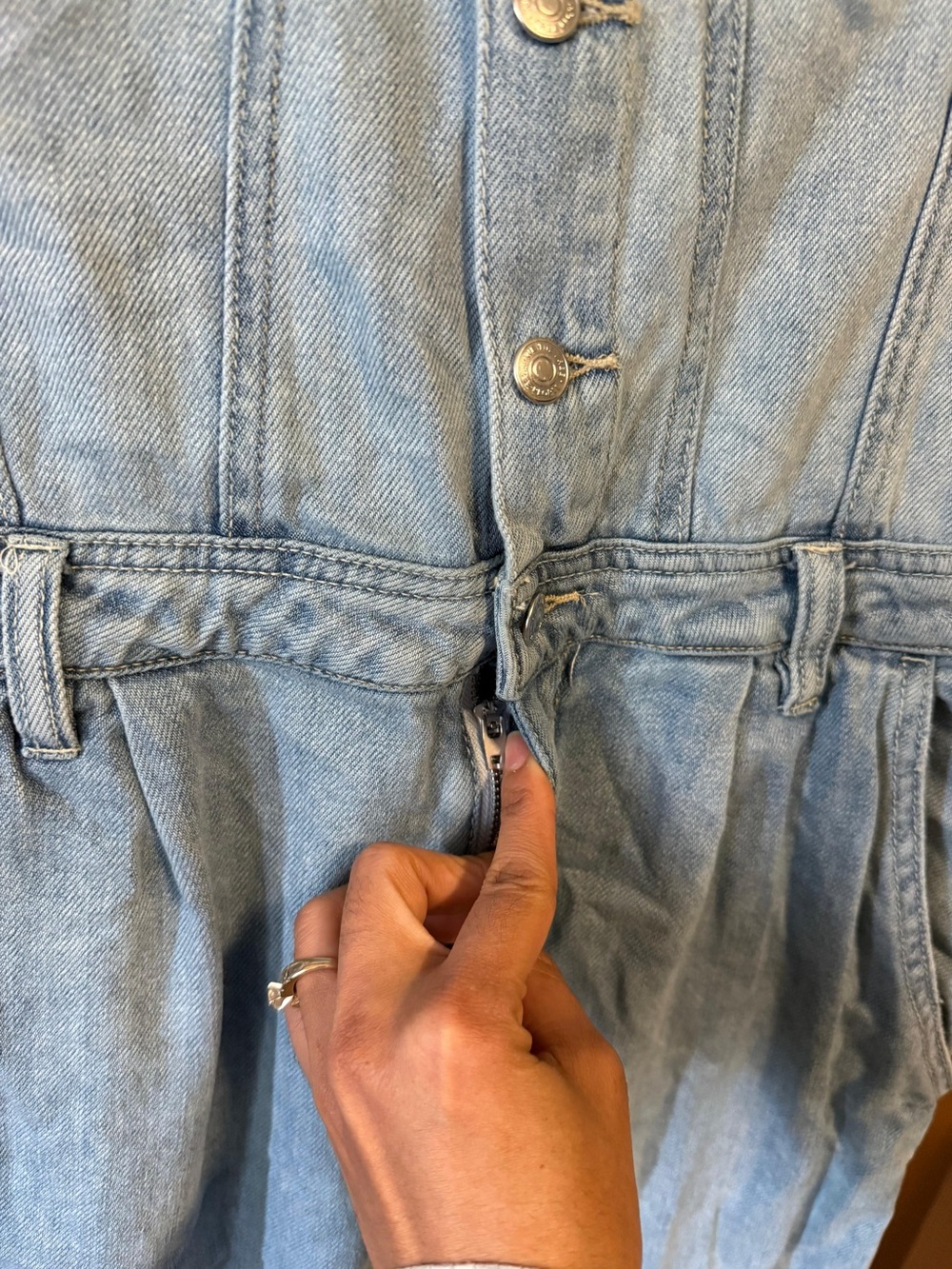 Free People - We The Free Blue Fast Car Sleeveless Denim Utility Jumpsuit Sz: S - Picture 8 of 12